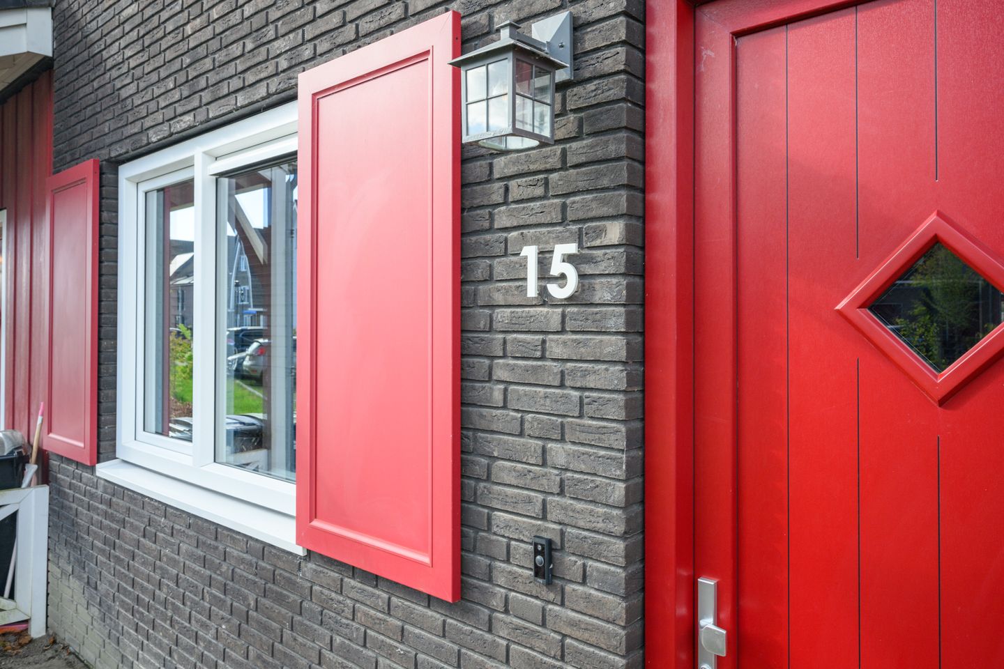 Photo 10 of John Bardeenstraat 15