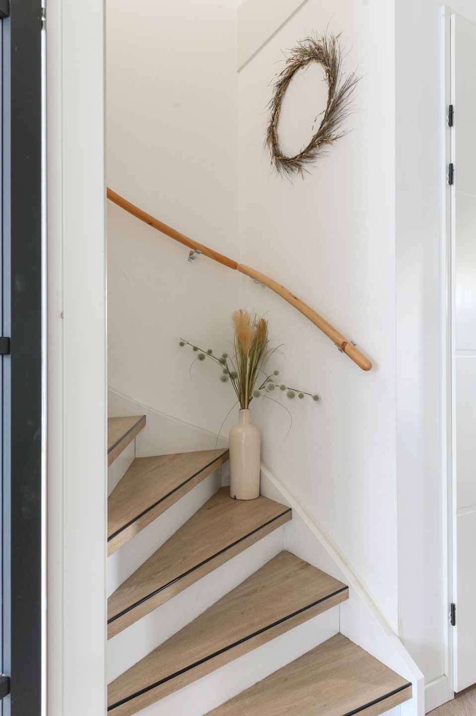 Photo 14 of John Bardeenstraat 15