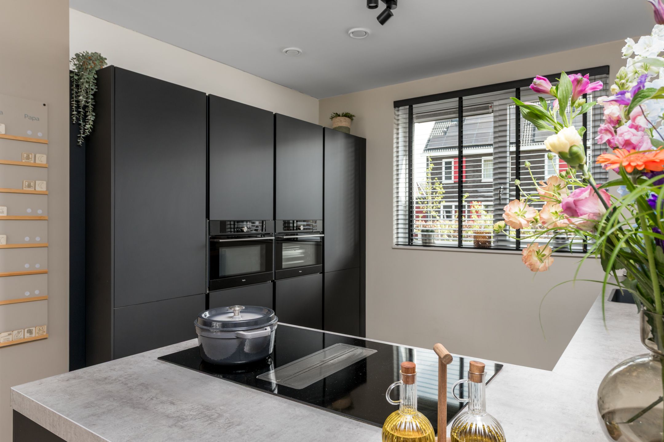 Photo 24 of John Bardeenstraat 15