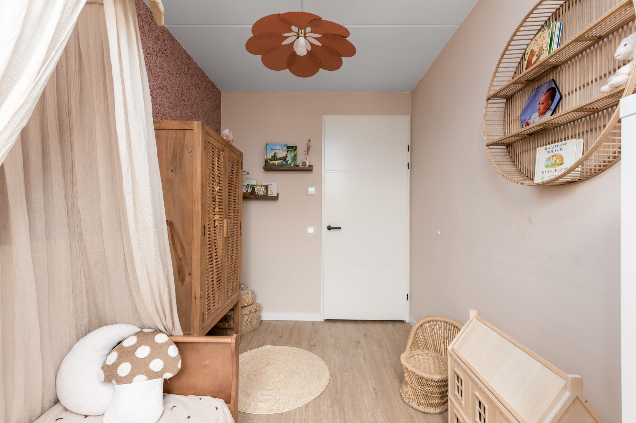 Photo 30 of John Bardeenstraat 15