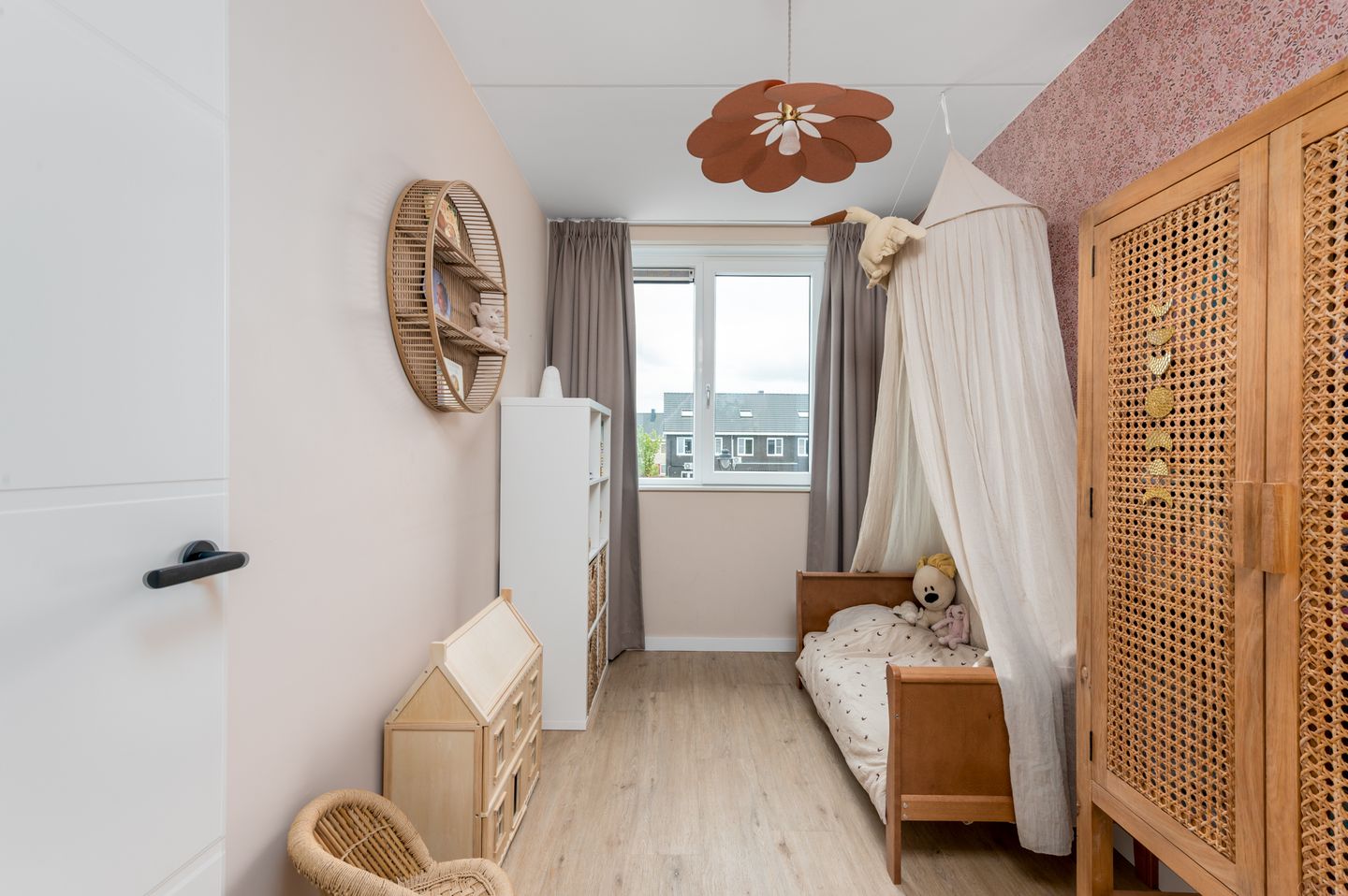 Photo 29 of John Bardeenstraat 15