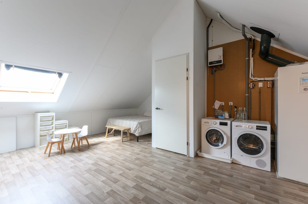 Photo 46 of John Bardeenstraat 15