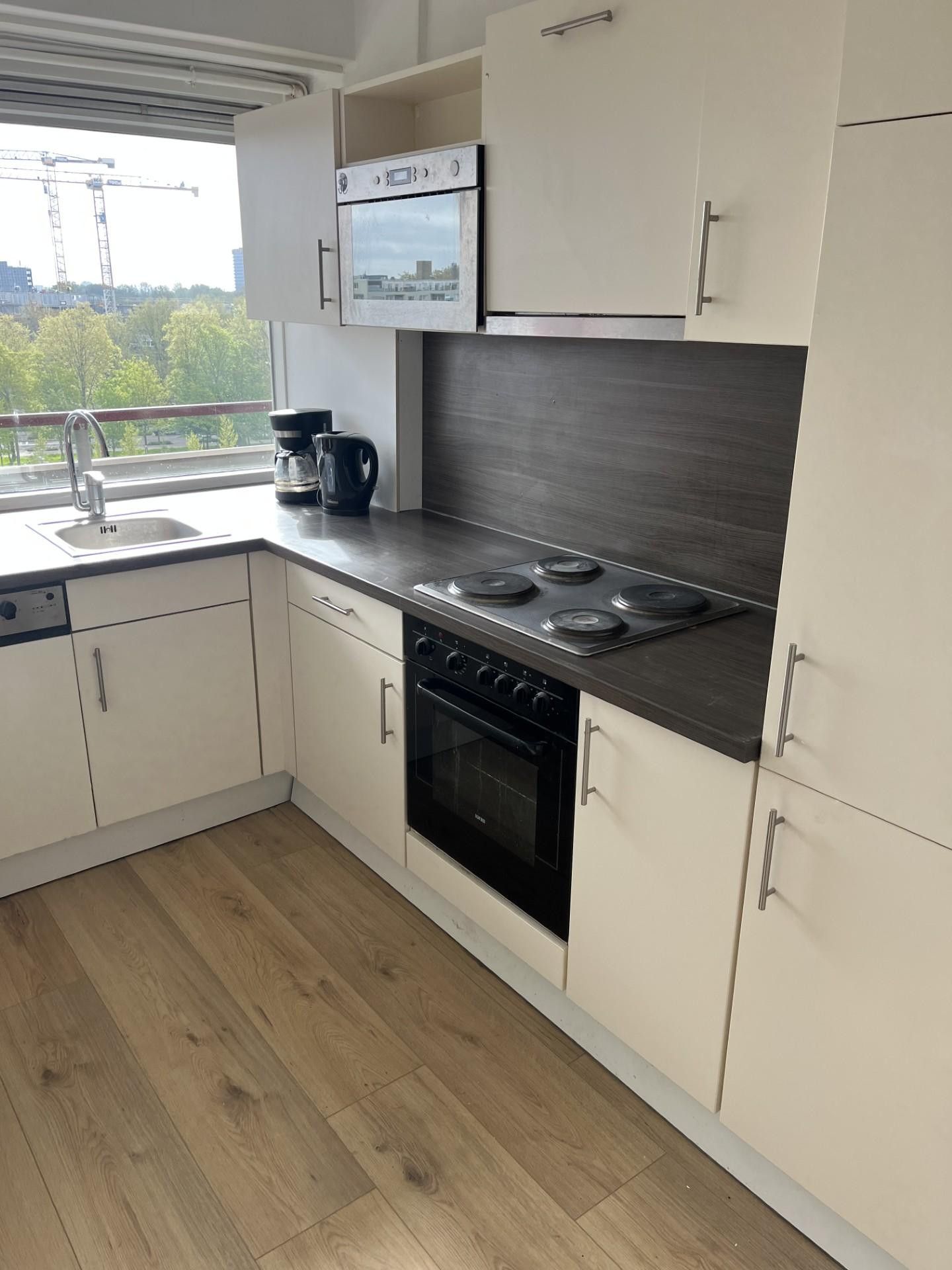 Foto 9 van Burgemeester Hogguerstraat 587