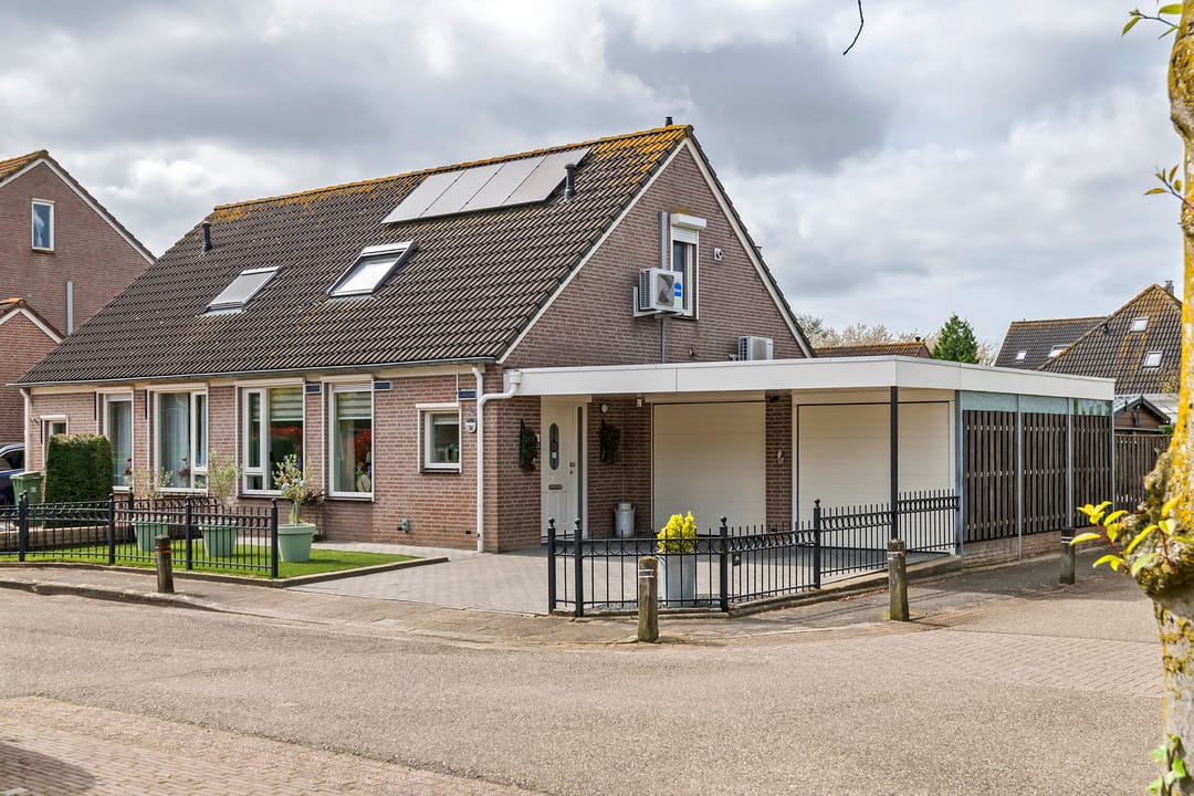 Foto 1 van Canadalaan 39