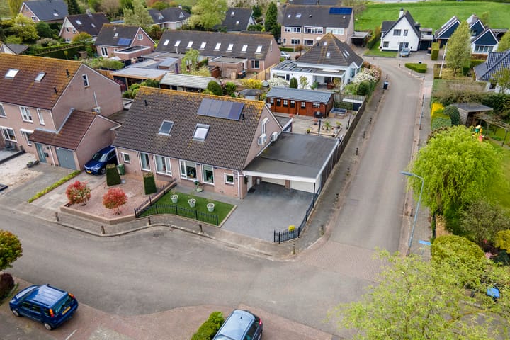 Foto 4 van Canadalaan 39