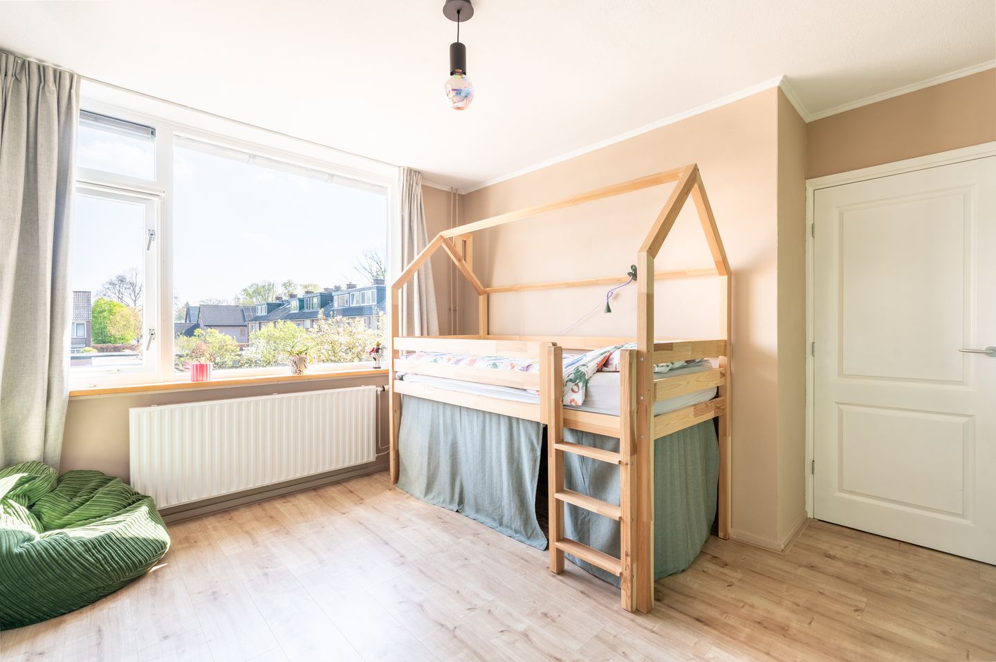 Photo 20 of De Cloese 104