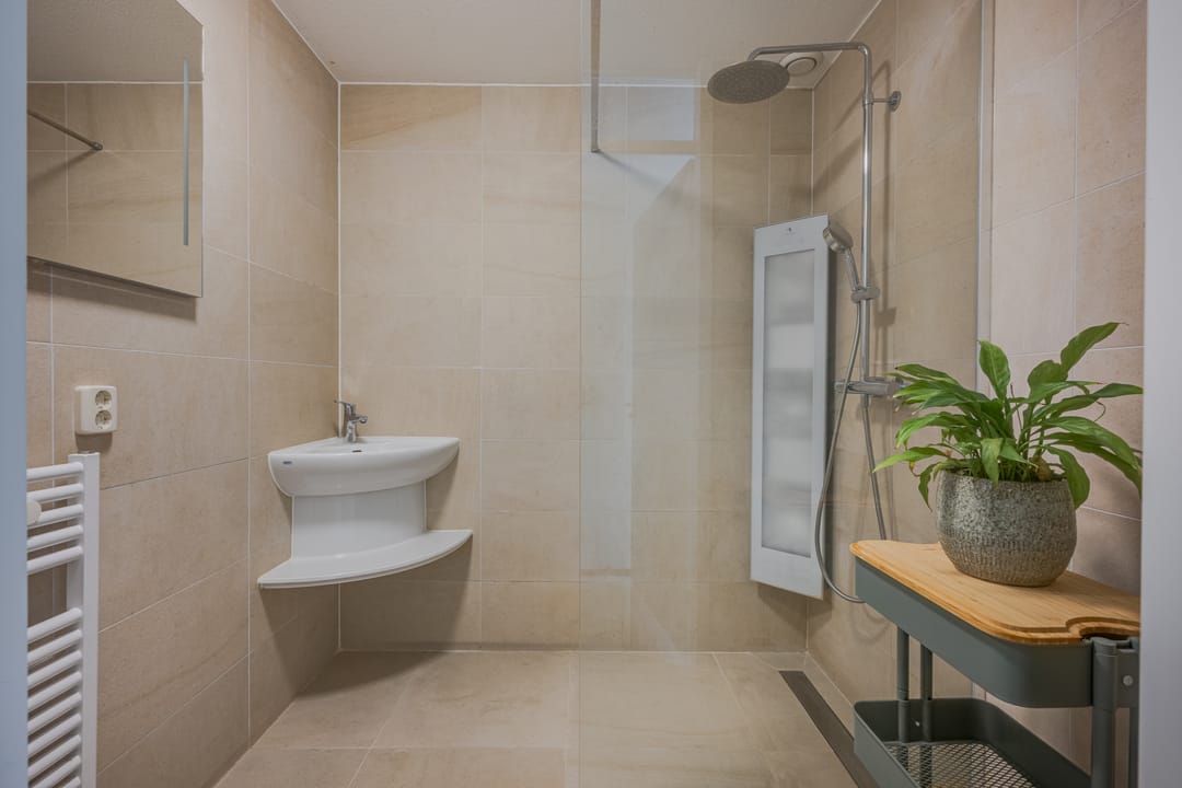 Foto 28 van Hofvliet 77