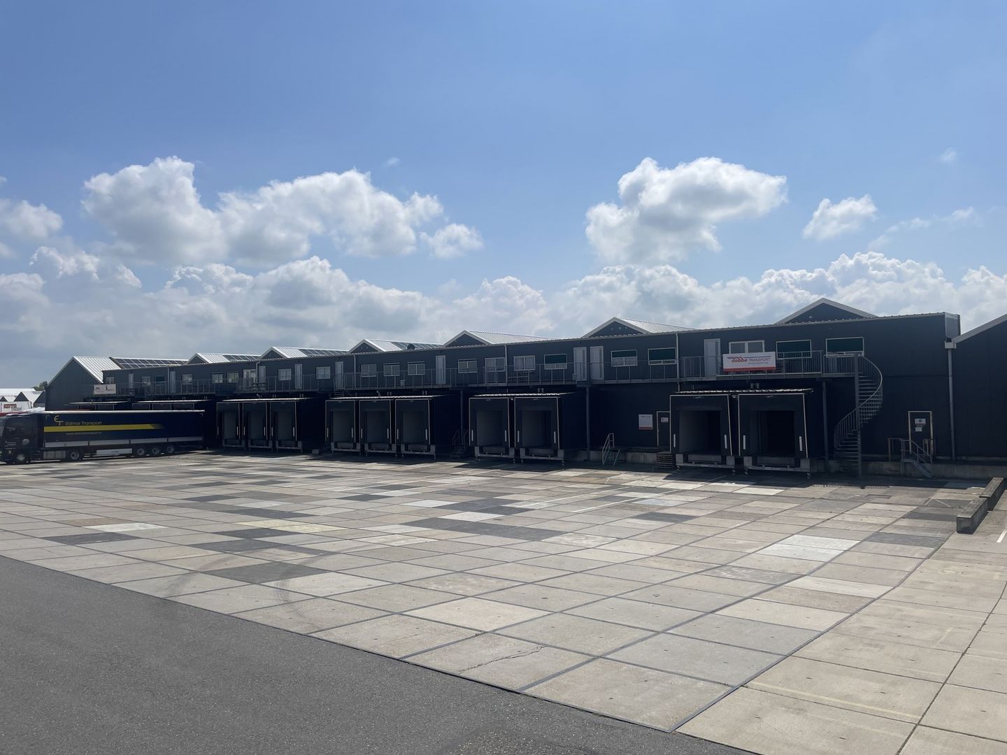 View photo 4 of Poelweg 40