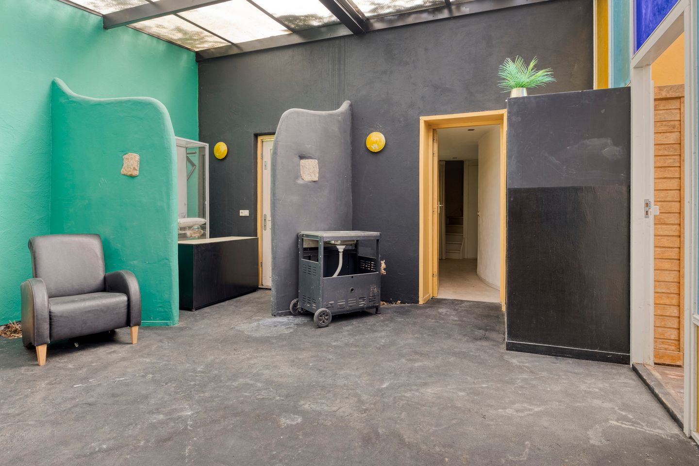 Unique double residence with dependance and business space on spacious plot at the Veluwe edge — 25