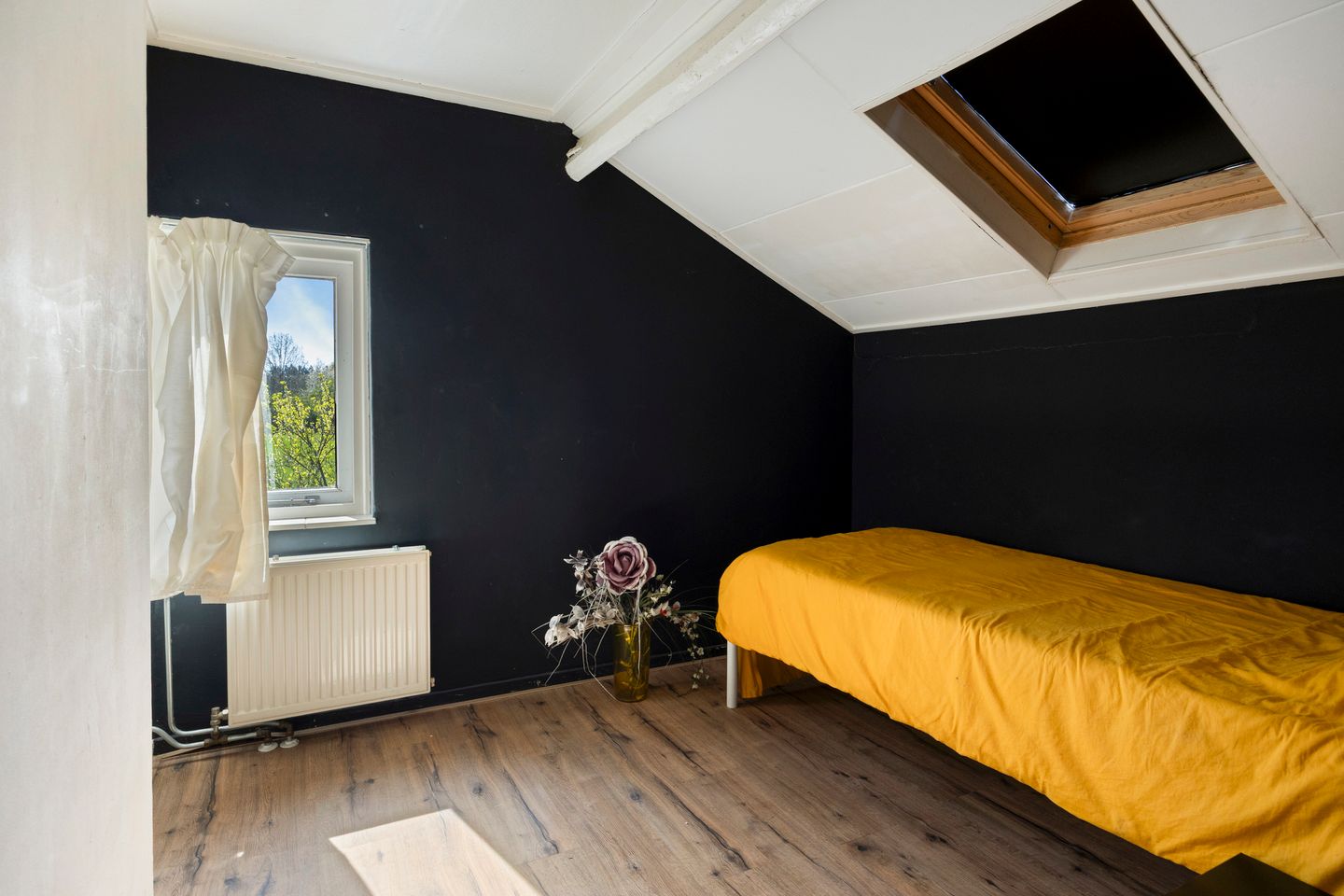 Unique double residence with dependance and business space on spacious plot at the Veluwe edge — 55
