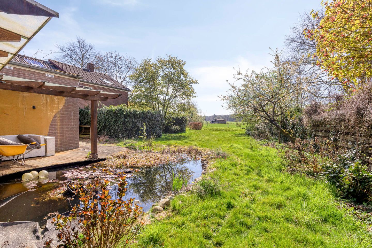 Unique double residence with dependance and business space on spacious plot at the Veluwe edge — 64