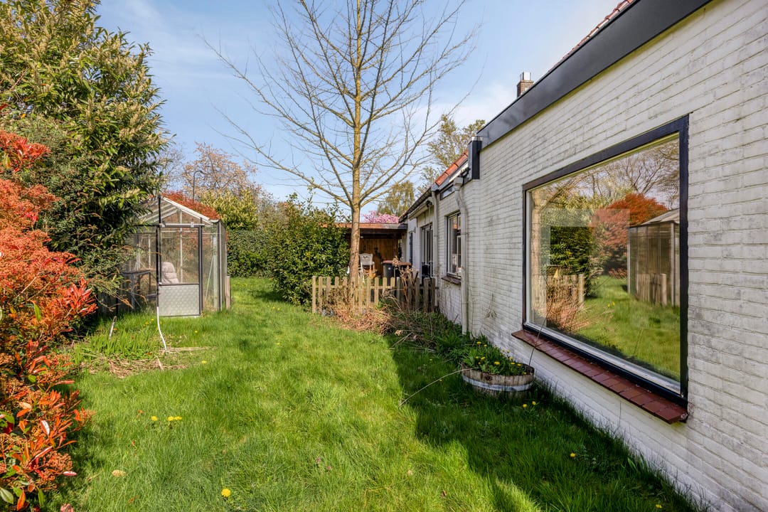 Unique double residence with dependance and business space on spacious plot at the Veluwe edge — 71