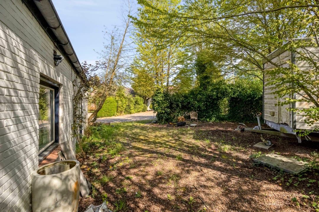 Unique double residence with dependance and business space on spacious plot at the Veluwe edge — 76