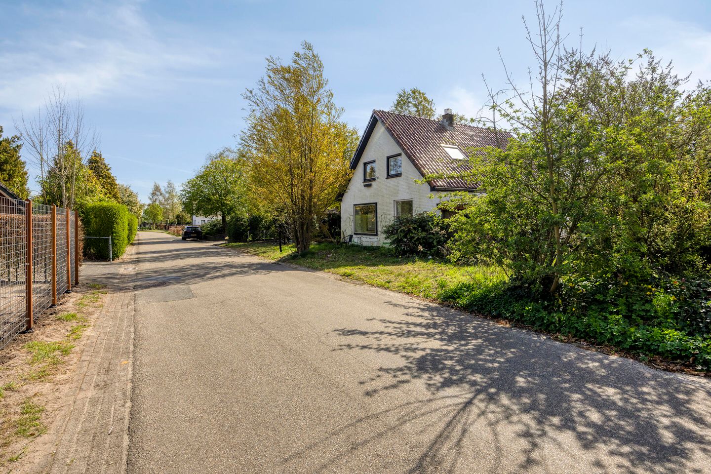 Unique double residence with dependance and business space on spacious plot at the Veluwe edge — 80