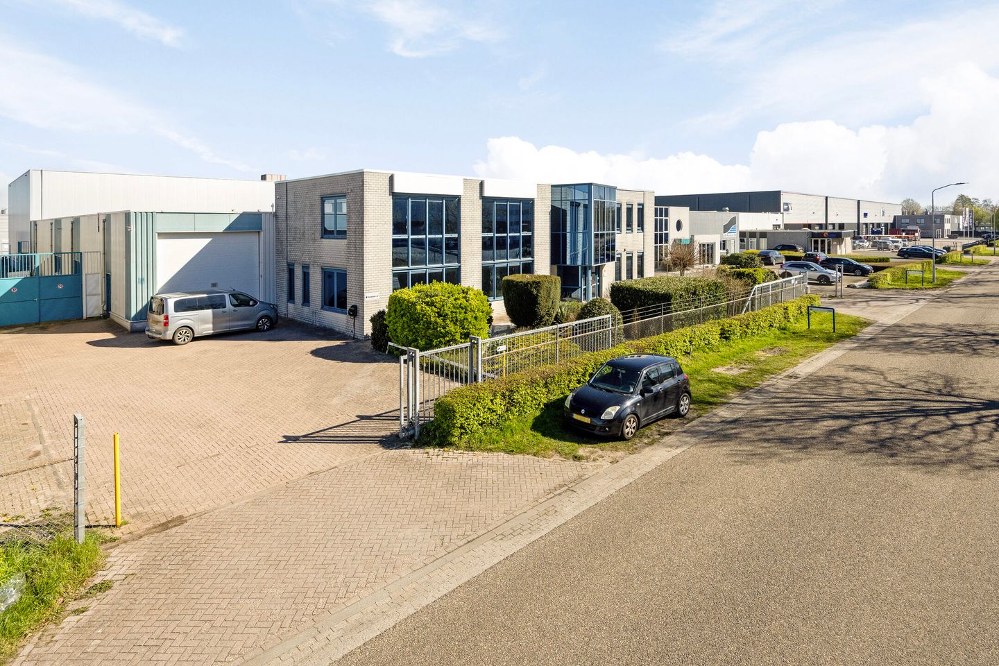 View photo 2 of Havenweg 14