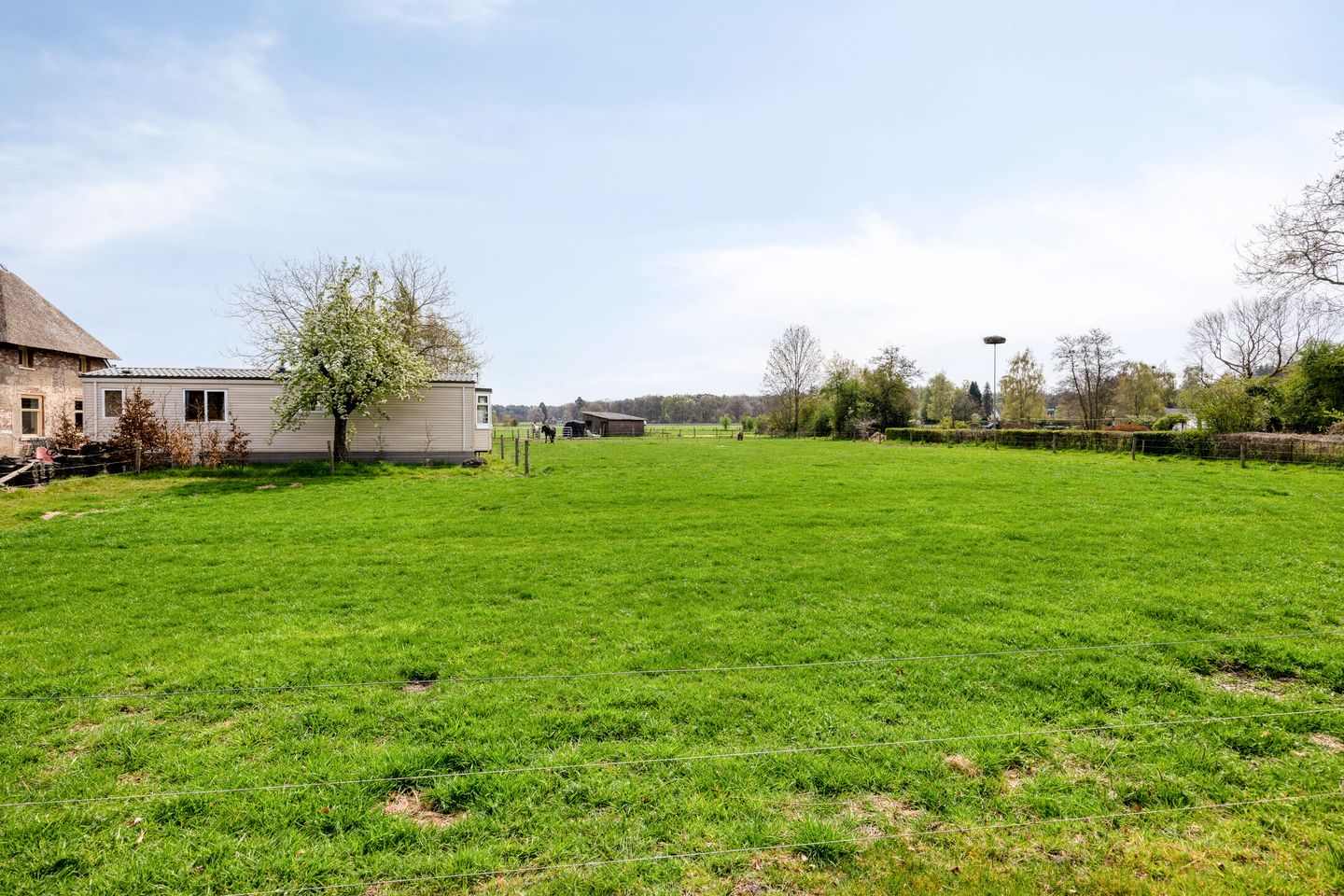Unique double residence with dependance and business space on spacious plot at the Veluwe edge — 74