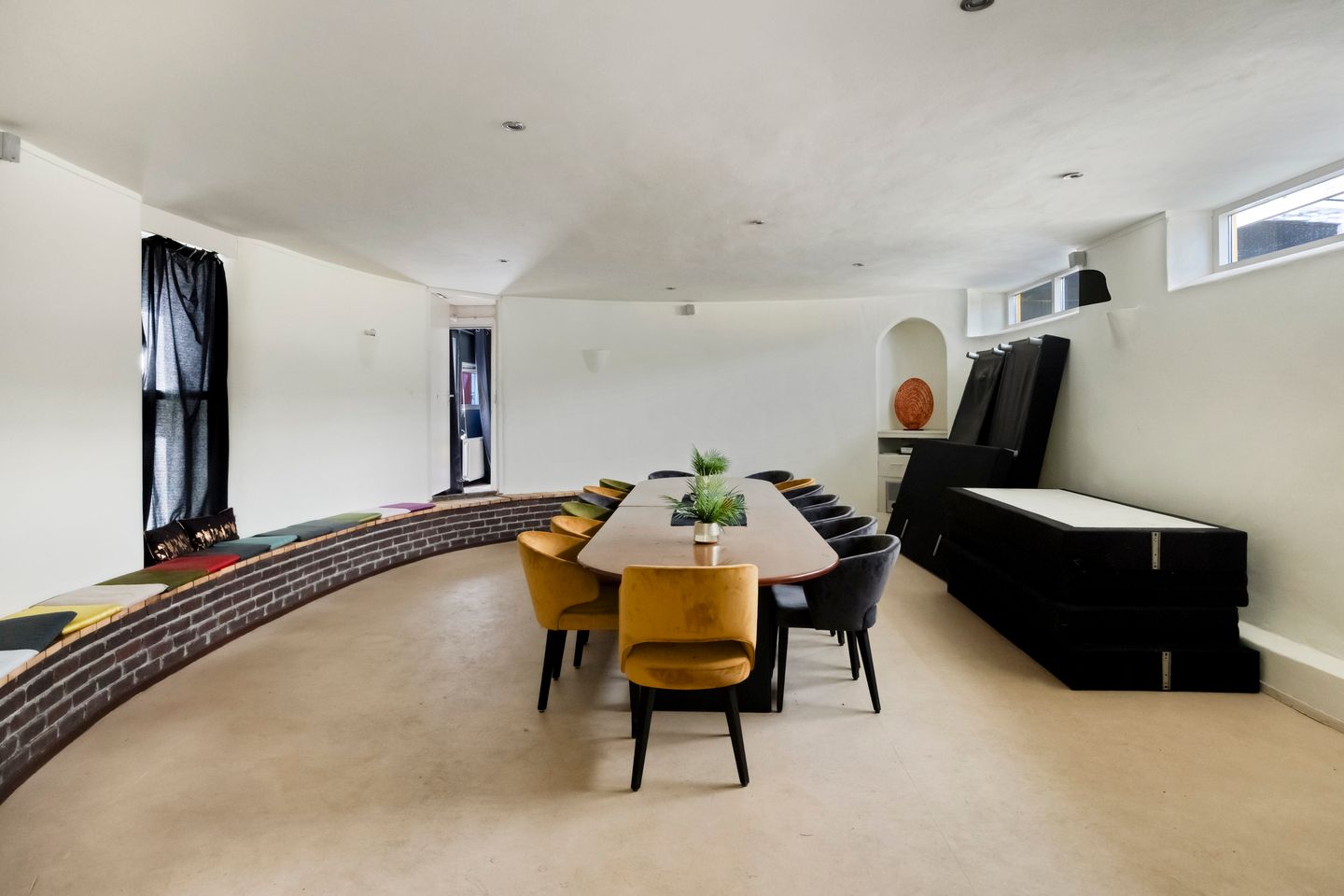Unique double residence with dependance and business space on spacious plot at the Veluwe edge — 34