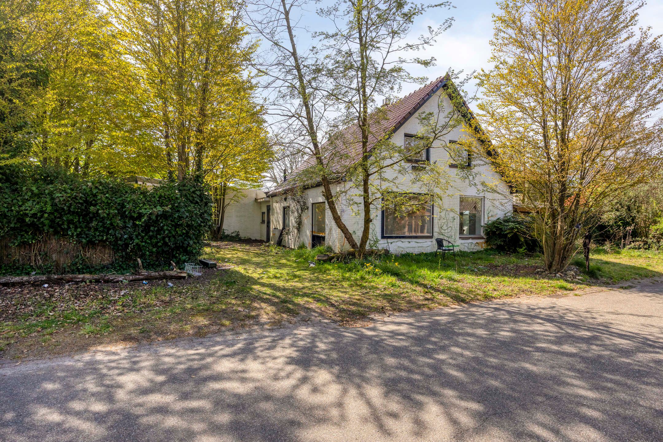Unique double residence with dependance and business space on spacious plot at the Veluwe edge — 78