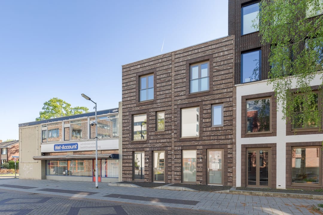 Photo 2 of Nieuwstraat 12