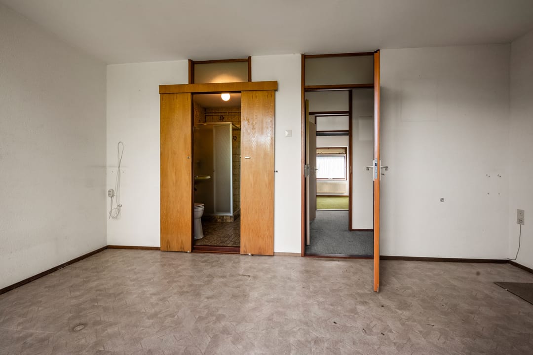 Foto 17 van Bertha von Suttnerstraat 49