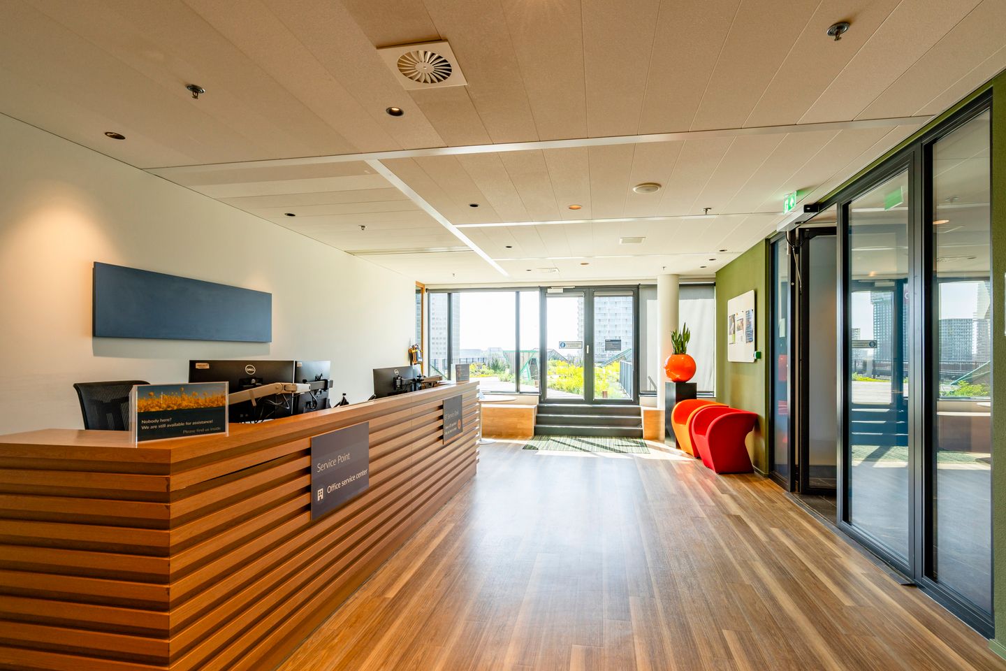 View photo 3 of Blaak 31