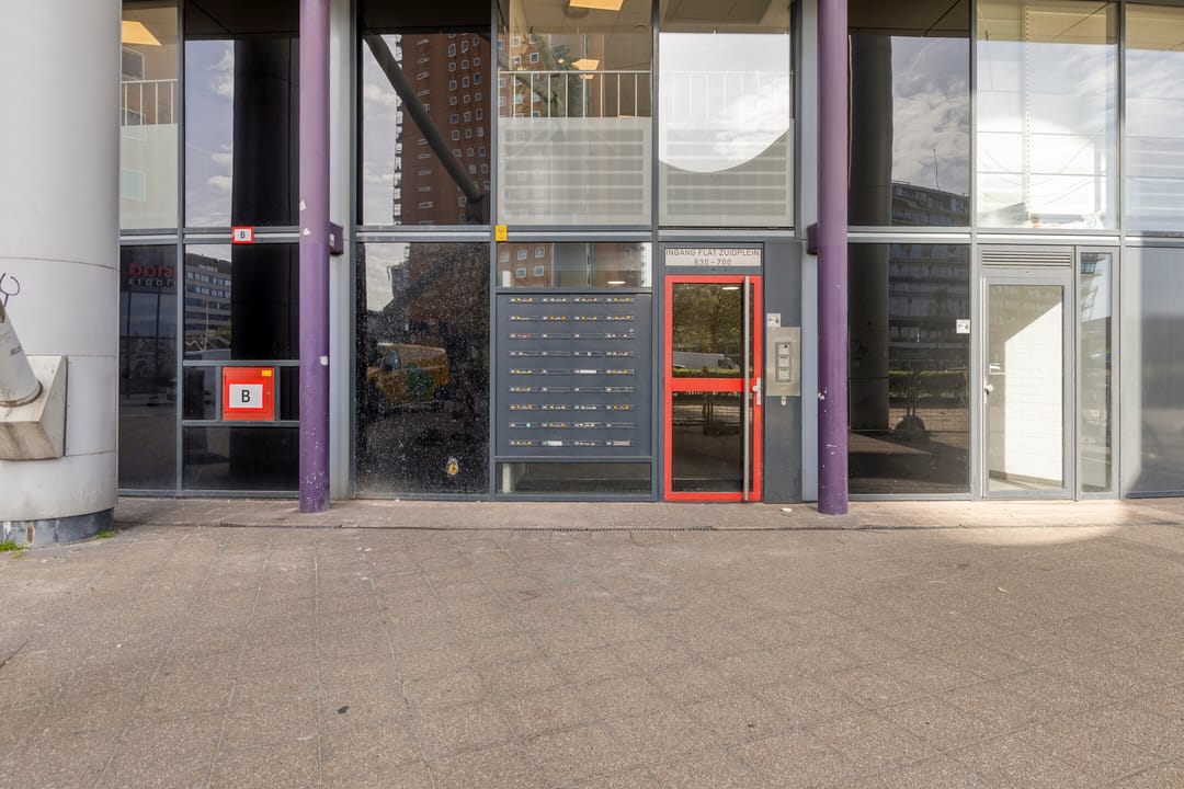 Foto 22 van Zuidplein 676