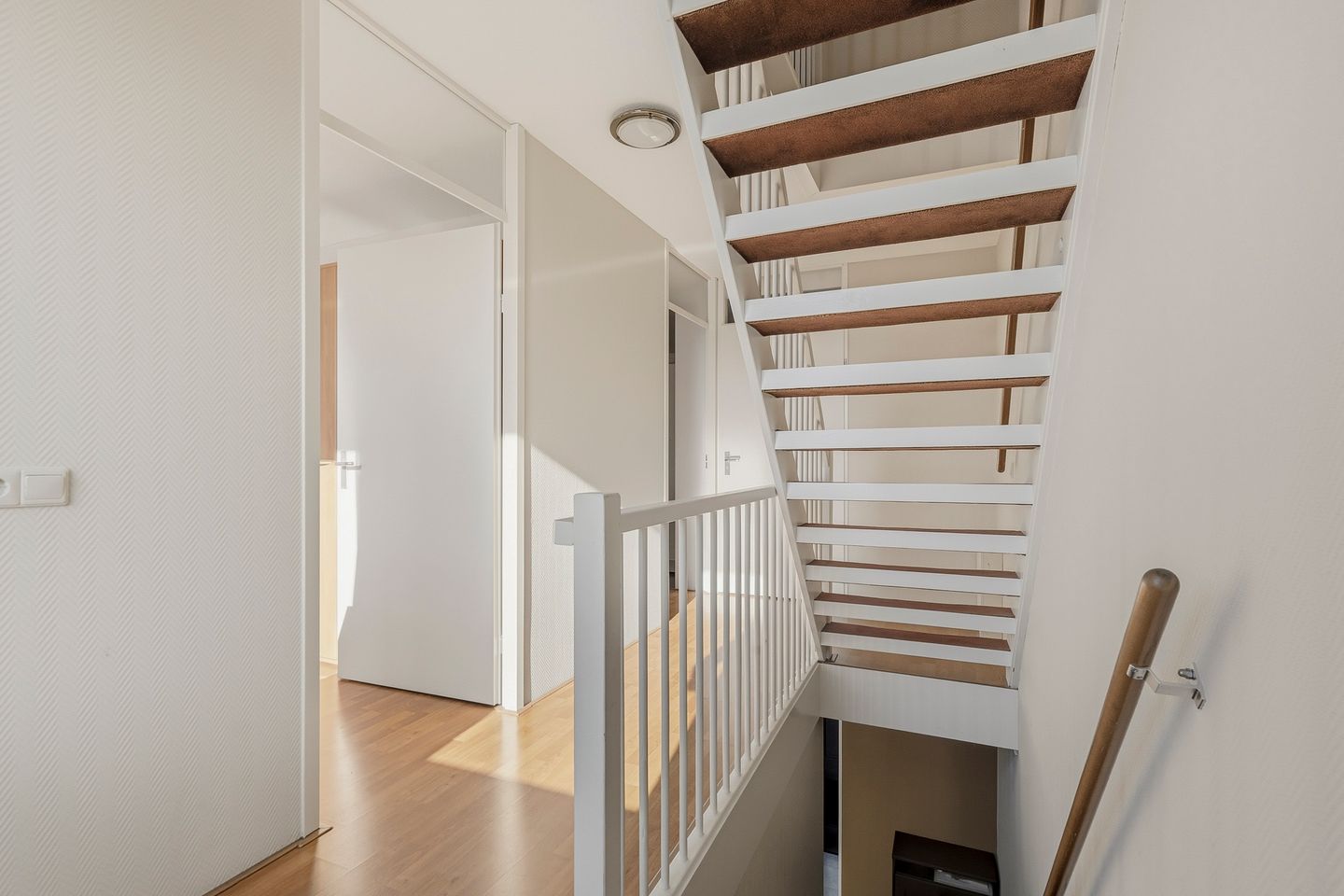 Foto 19 van Kennemerpoort 8