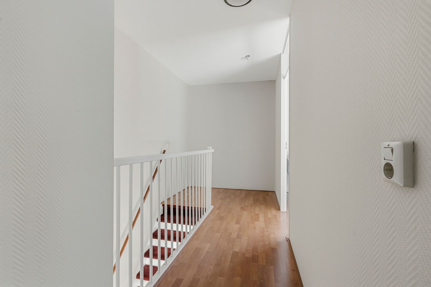 Foto 29 van Kennemerpoort 8