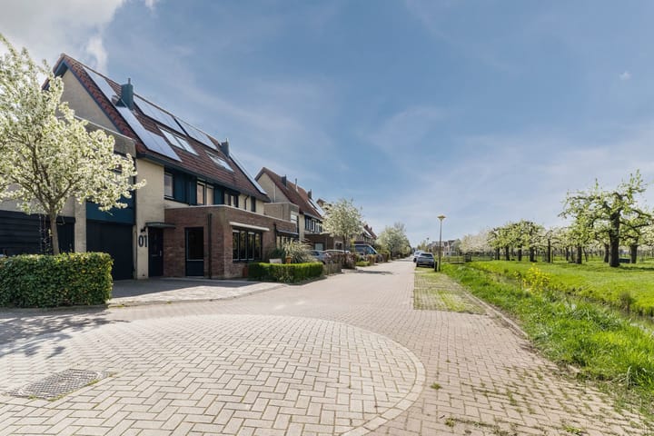 Photo 4 of Nachtegaallaan 1