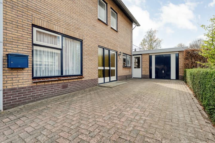 Vrijstaande woning te koop: Nieuwstraat 7, Vroomshoop