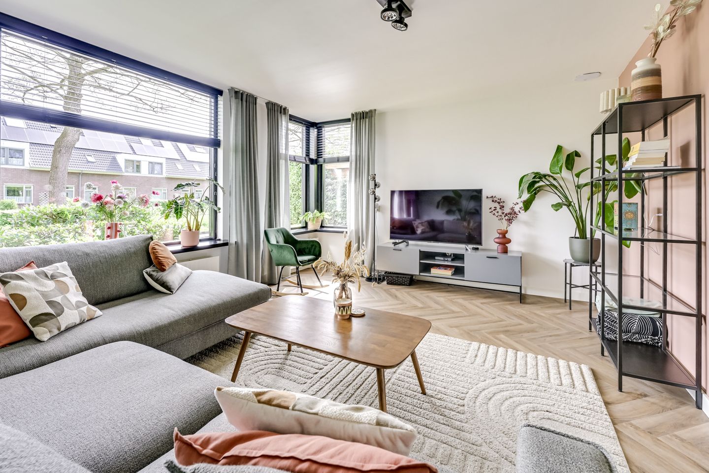 Foto 5 van Titus Brandsmastraat 1