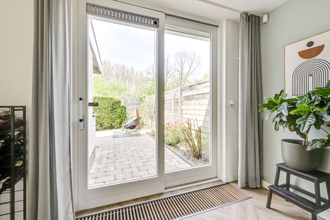 Foto 7 van Titus Brandsmastraat 1