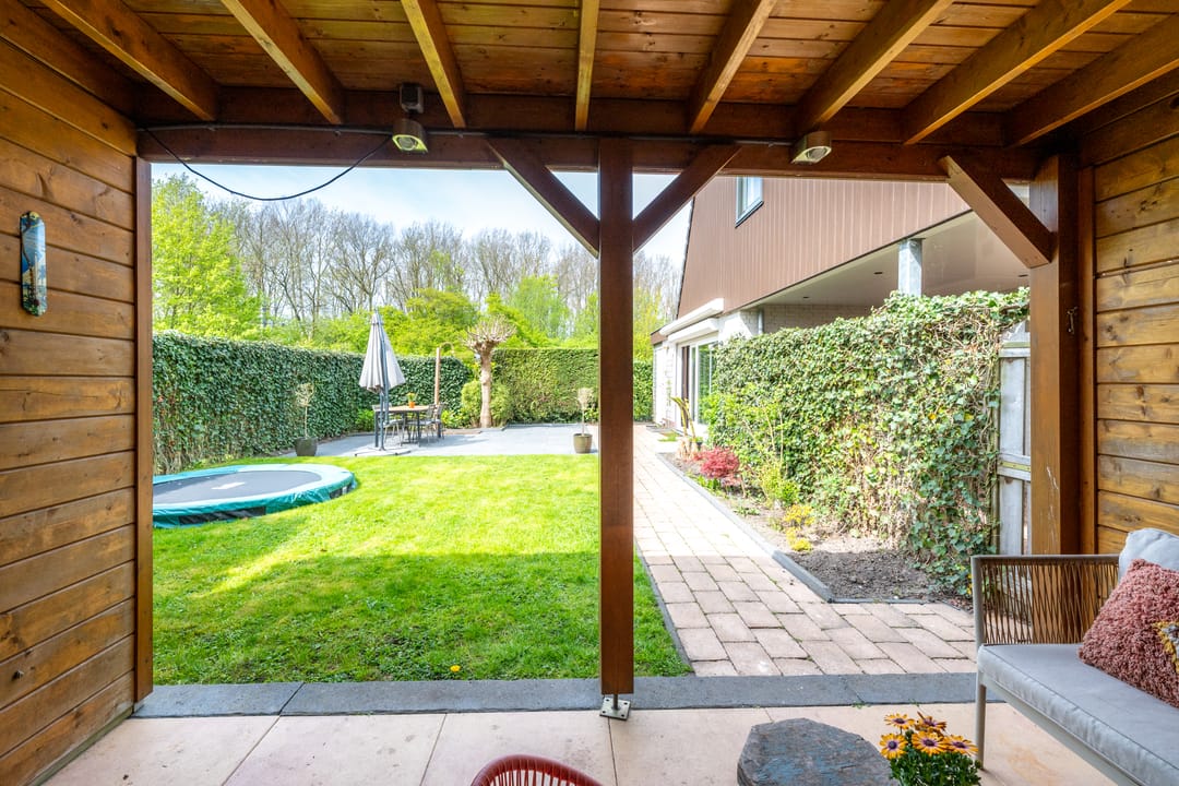 Foto 28 van Titus Brandsmastraat 1