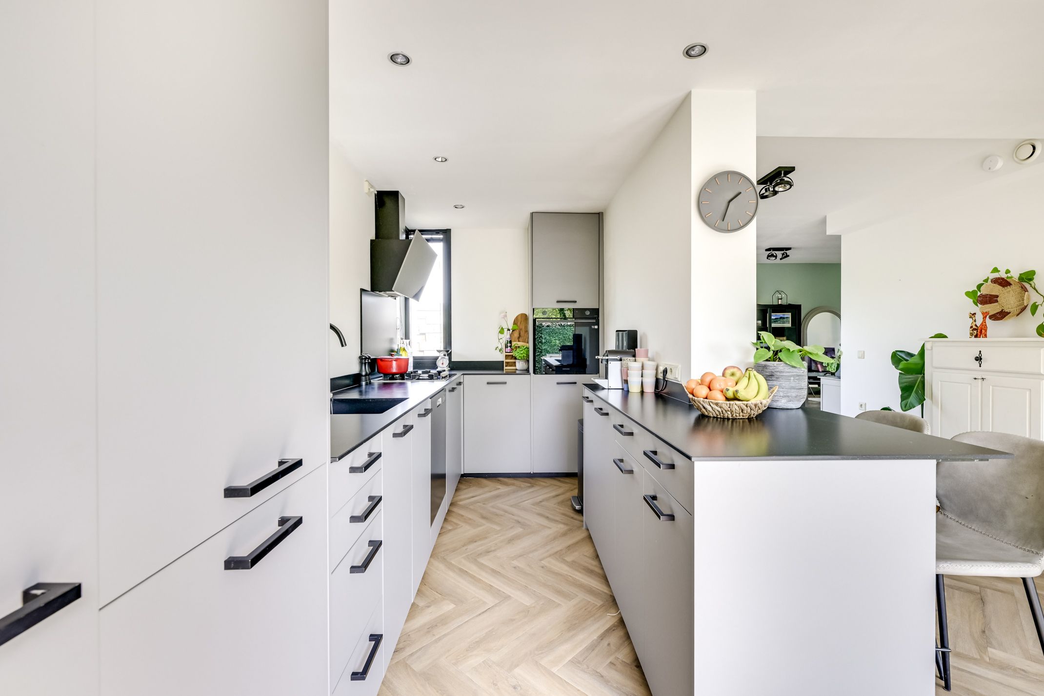 Foto 15 van Titus Brandsmastraat 1