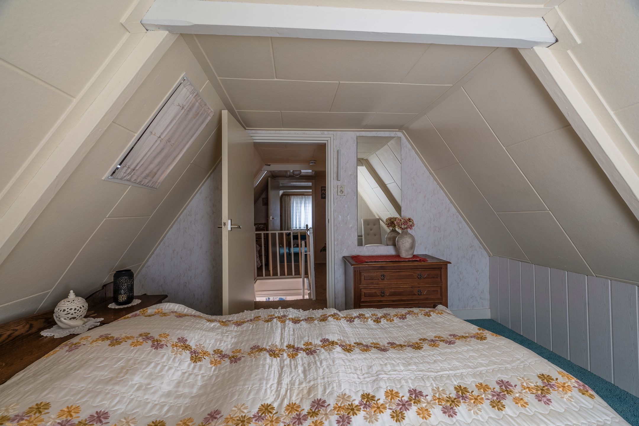 Photo 39 of Hoofdstraat 181