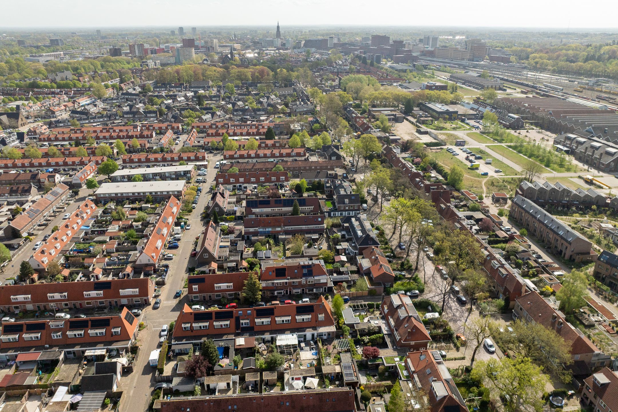 Photo 39 of Irisstraat 5