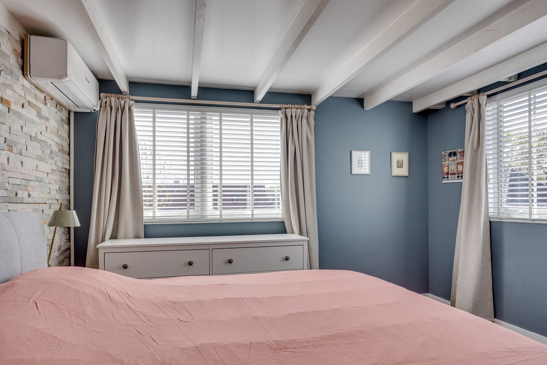 Photo 37 of Irisstraat 5