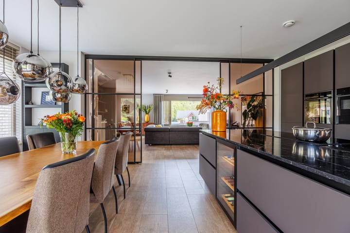 Foto 2 van MOVA-laan 7