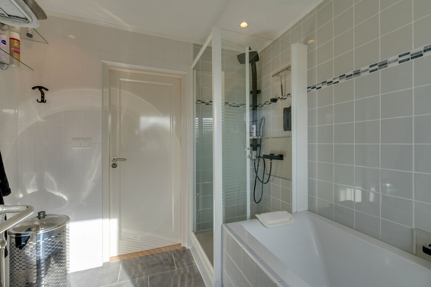 Foto 25 van Neckerstraat 157