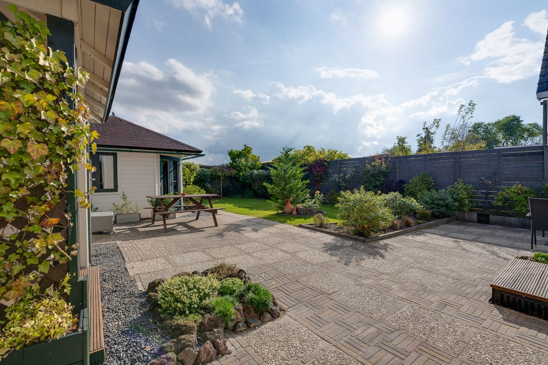 Foto 28 van Neckerstraat 157