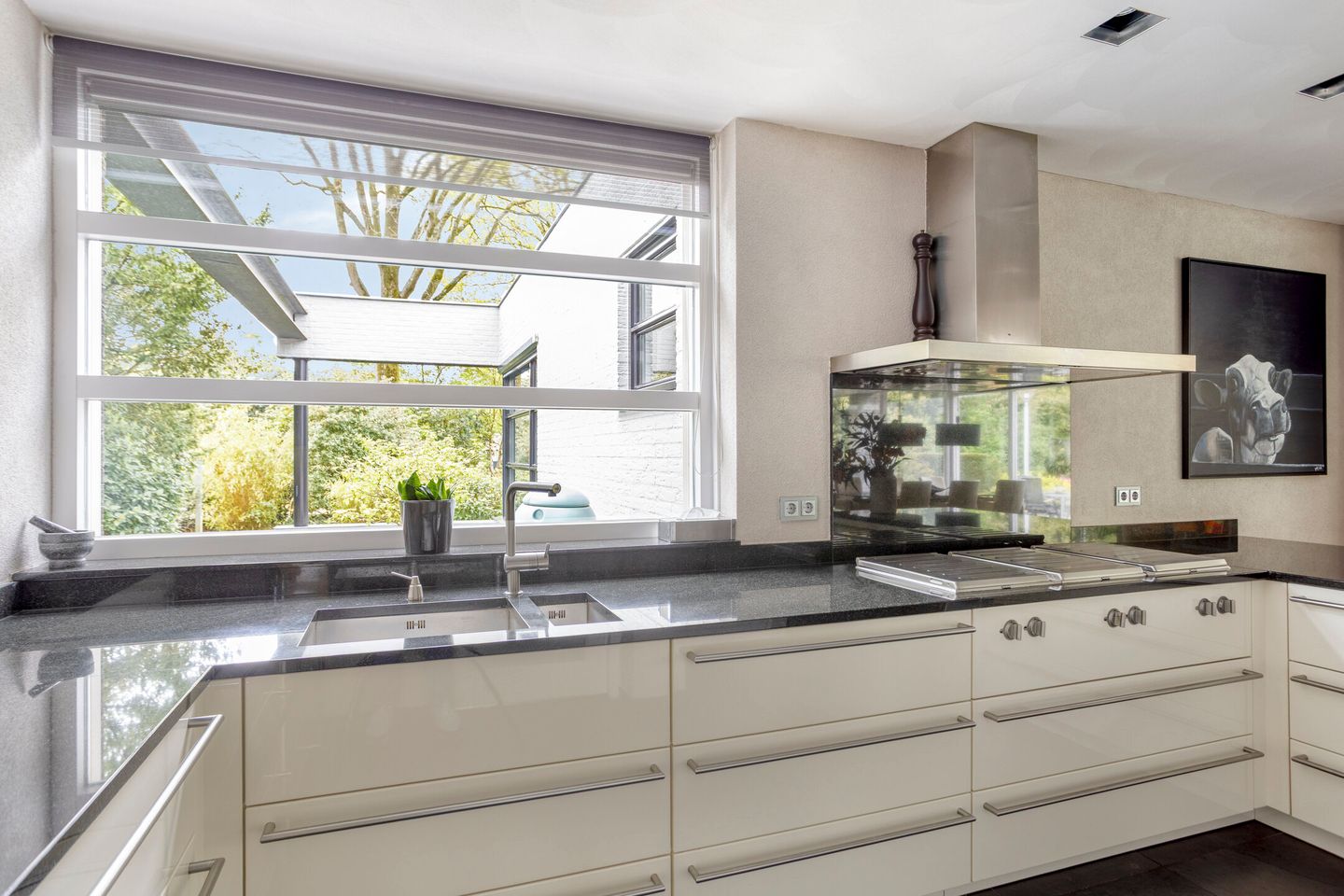 Foto 20 van Witte Hoeflaan 11