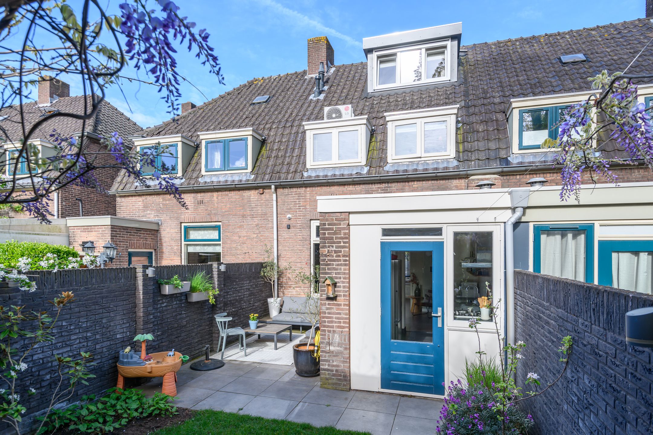 Photo 30 of Tulpstraat 12