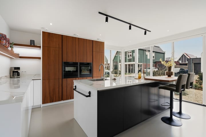 Photo 2 of Maanzicht 23