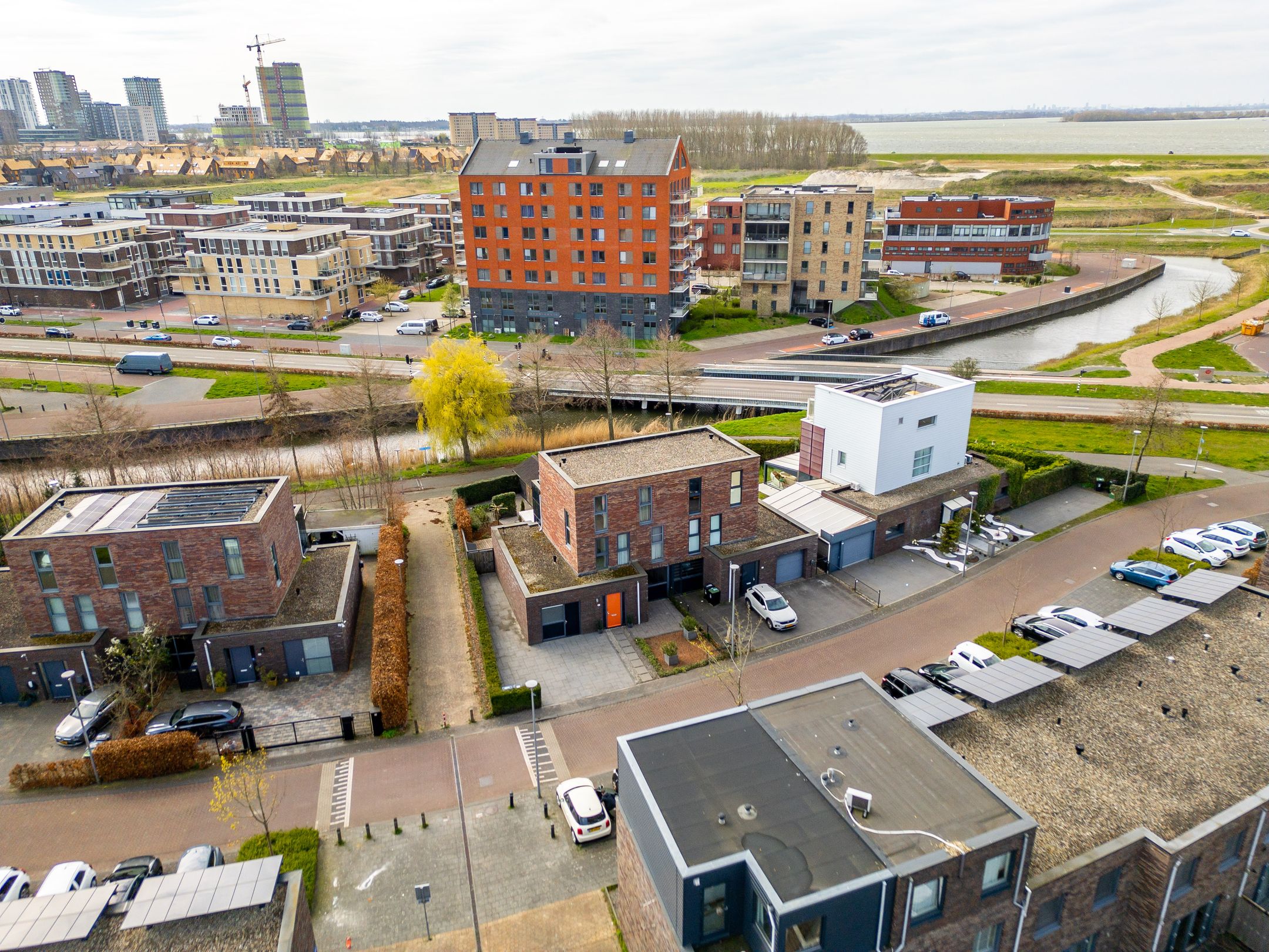 Foto 42 van Roald Amundsenstraat 61