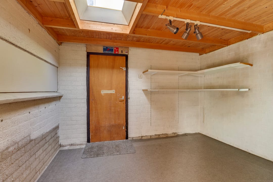 Foto 16 van van Effenstraat 1