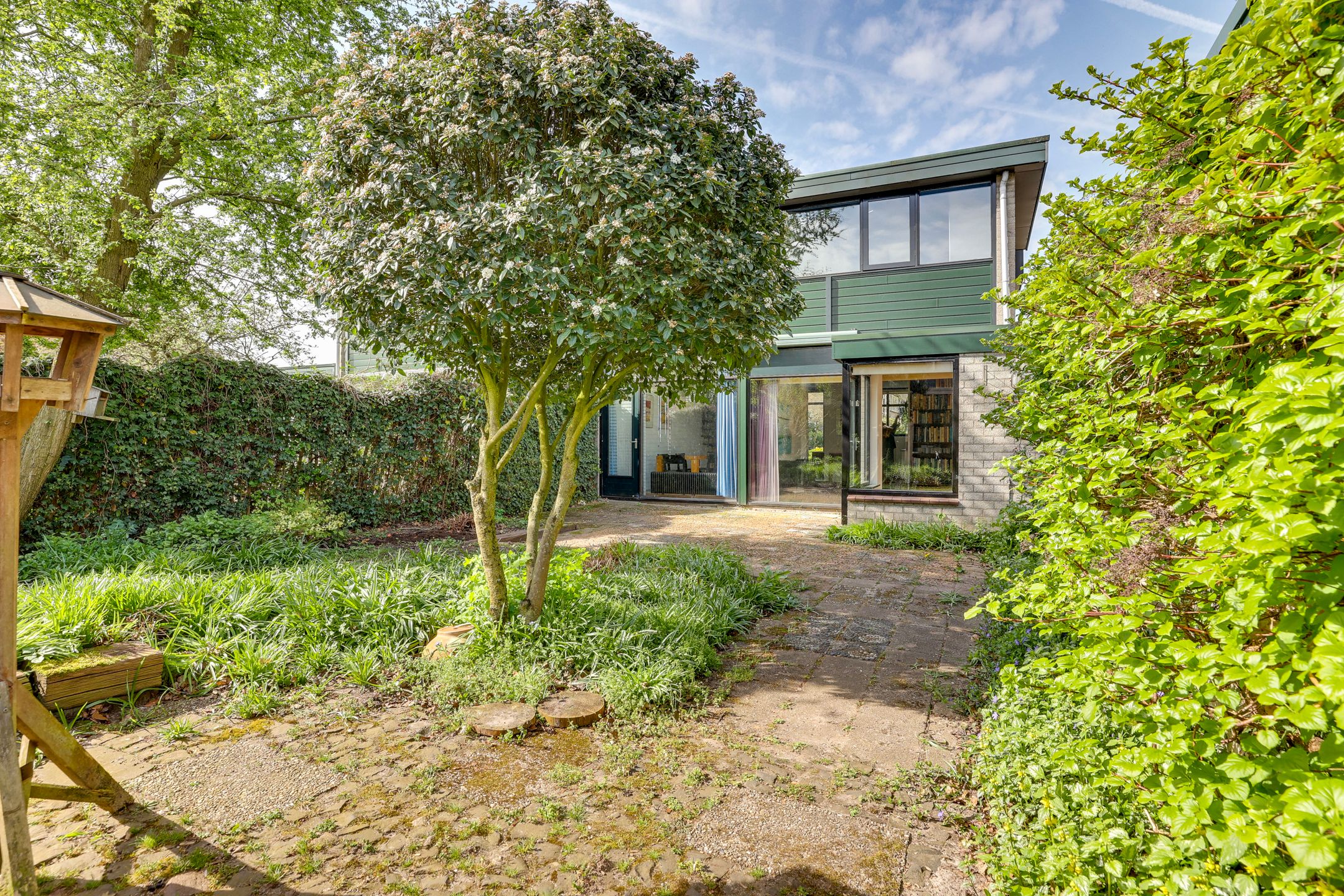 Foto 30 van van Effenstraat 1