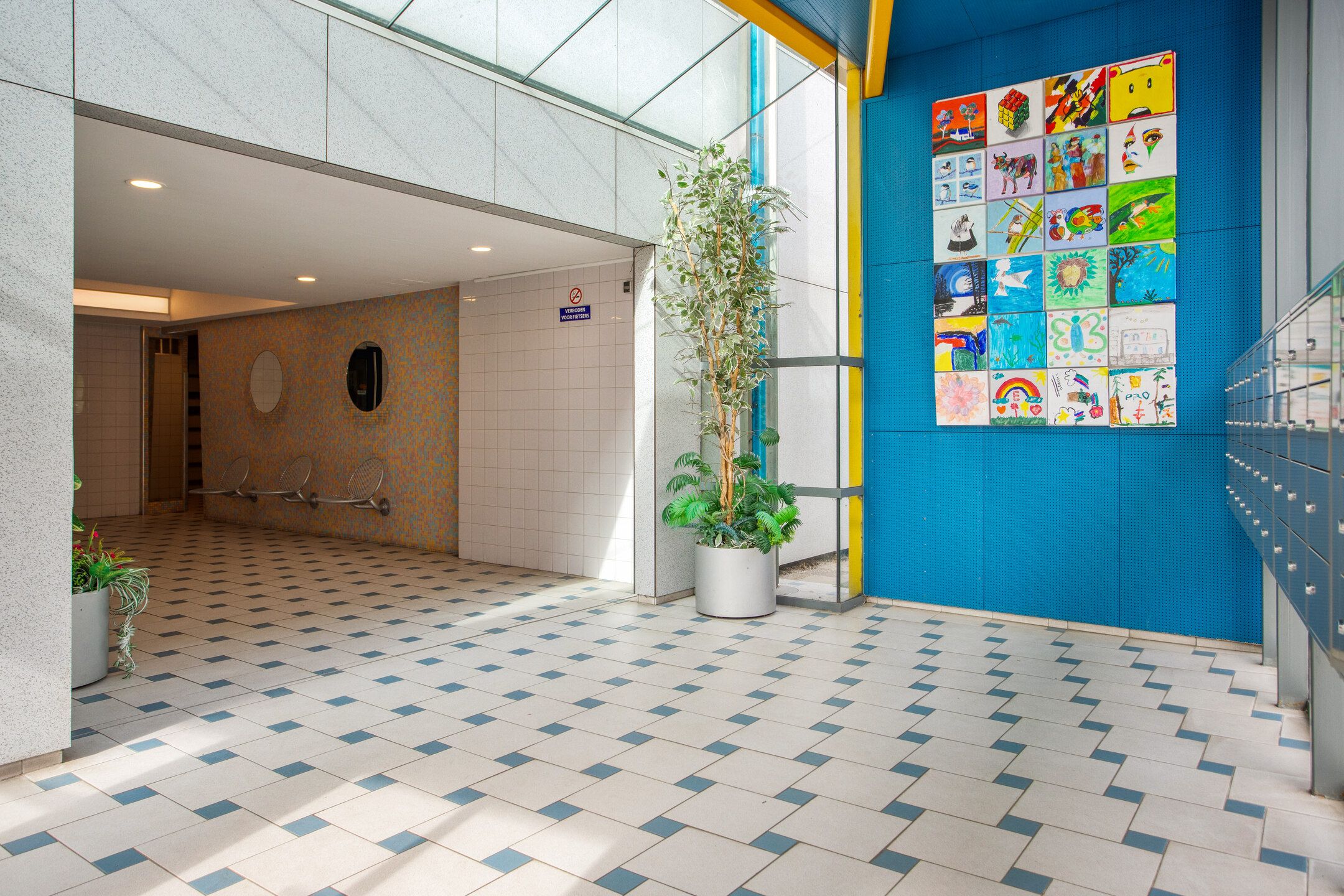 Foto 33 van Albertine Agneslaan 400