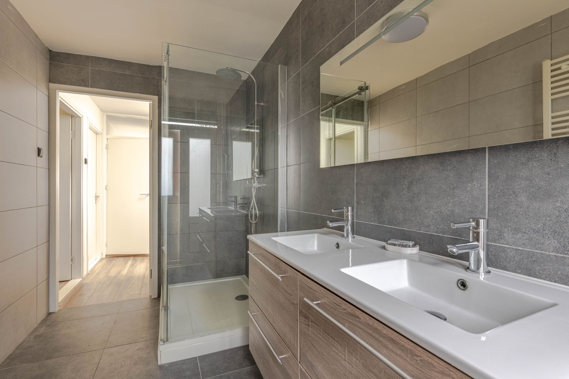 Foto 27 van Mijnsherenlaan 114-B