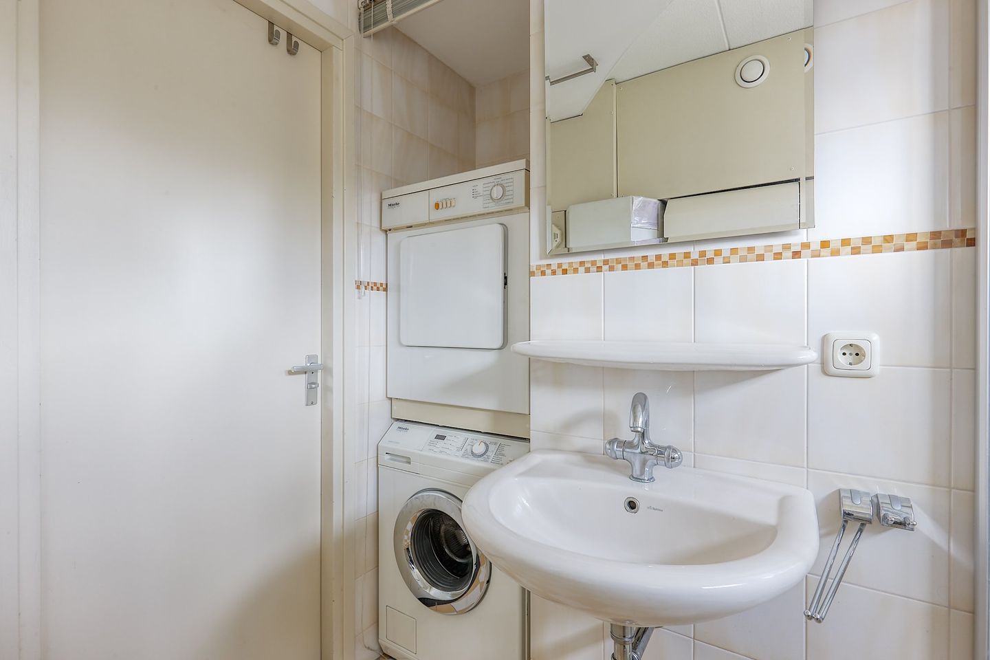 Foto 25 van Monseigneur van Steelaan 1-C