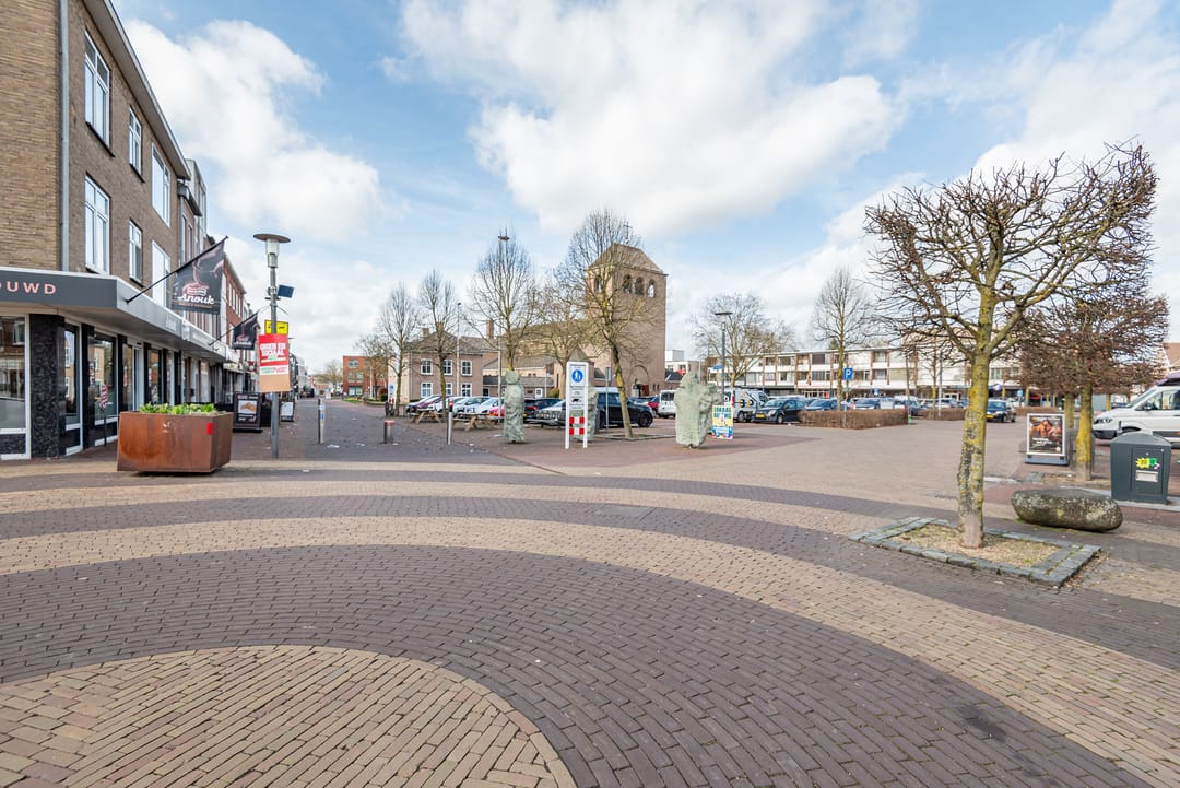 Photo 46 of Waterstraat 8